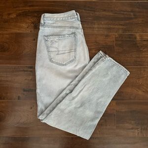 American Eagle Mom Jean